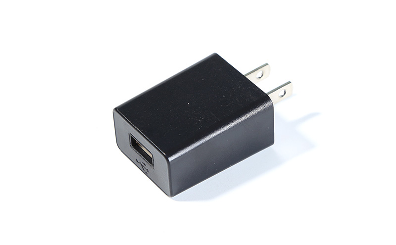 平板電腦電源適配器5V2A-2.4A過PSE認證 TUV發(fā)證 高光面和啞光面兩種