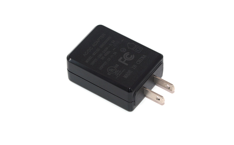 MX15U系列 5V3A電源適配器小體積過(guò)UL CE 3C認(rèn)證