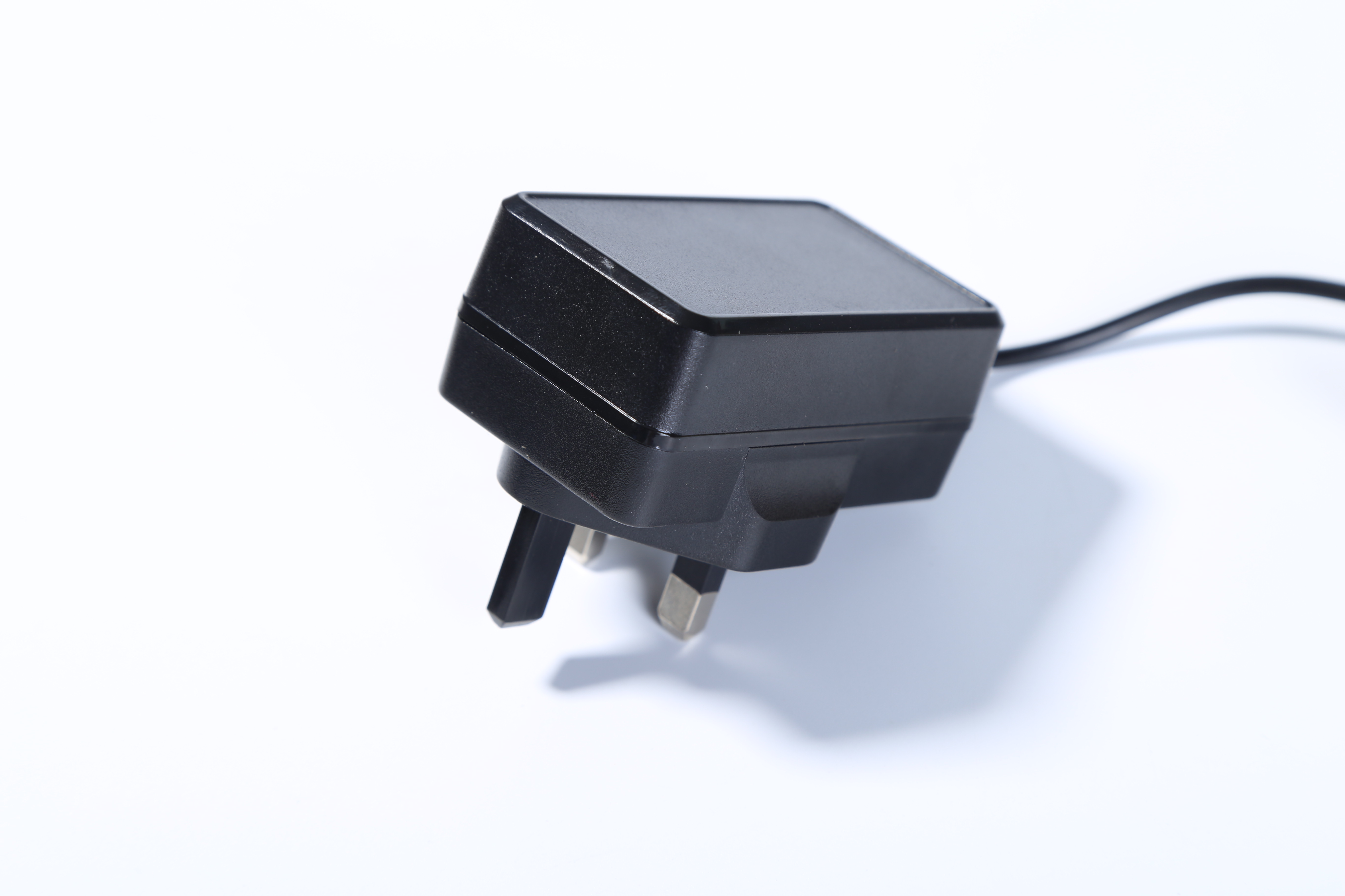 MX36w系列24v1.5a英規(guī)電源適配器ce認證